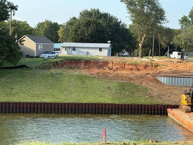 Cedar Creek Lake Lot For Sale in Gun Barrel City Texas