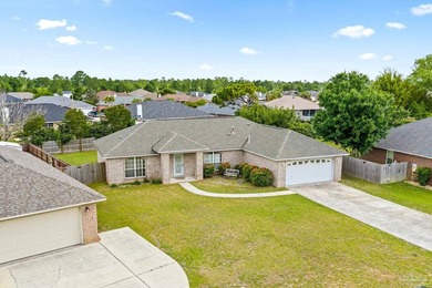 Well maintained brick home on a spacious lot in The Estates of - photo 3