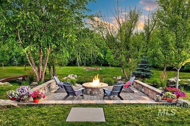 A once-in-a-lifetime opportunity to own Eagle's most exquisite - photo 4