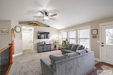 Seller is offering a $3,000 buyer credit toward closing costs - photo 7