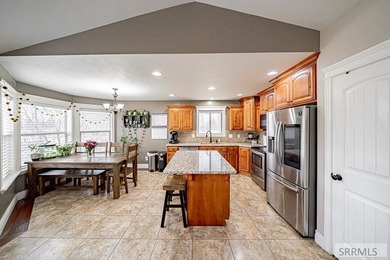 Seller is offering a $3,000 buyer credit toward closing costs - photo 8