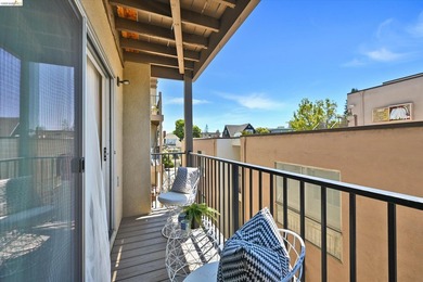 Here is the Oakland pied-a-terre you have been looking for - photo 17