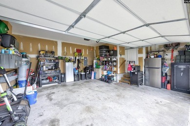 Welcome home to this beautifully maintained 4 bedroom, 2.5 - photo 20