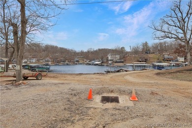 Finding the perfect combination of no-wake cove protection, deep - photo 48