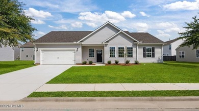 (private lake, pond, coastal) Home For Sale in New Bern North Carolina