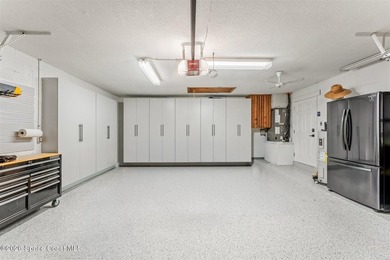 Welcome to this stunning fully remodeled 4-bed, 2.5-bath pool - photo 5