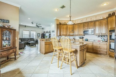 MOTIVATED SELLER! Rare opportunity to own the only 6-bedroom - photo 8