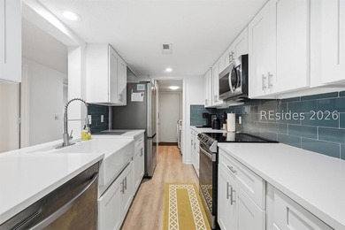 Rare Sailmaster 2 bedroom, 2 1/2 bath directly overlooking the - photo 13