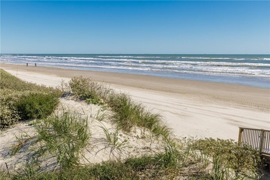 Updated 2BR/2BA Beachfront Condo in Port Aransas! Experience - photo 15