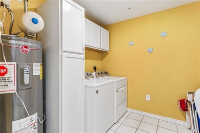 Updated 2BR/2BA Beachfront Condo in Port Aransas! Experience - photo 16