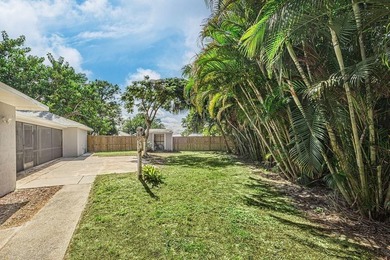 Fully renovated and move-in ready, this spacious 2,268 sqft home - photo 16