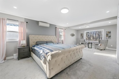 Looking for a Turn-Key Ready, stunning, and spacious home for an - photo 18