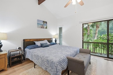 Rare Sailmaster 2 bedroom, 2 1/2 bath directly overlooking the - photo 19