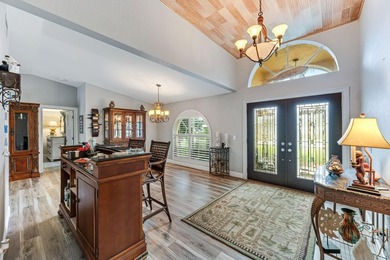 SHORT SALE POOL home off Surfside Blvd in the desirable - photo 21