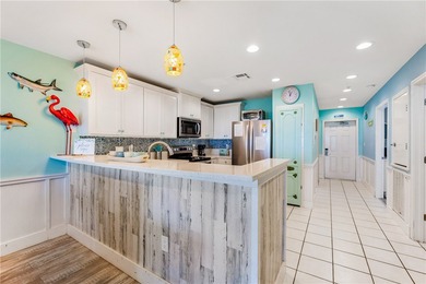 Updated 2BR/2BA Beachfront Condo in Port Aransas! Experience - photo 27