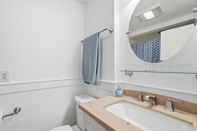 Rare Sailmaster 2 bedroom, 2 1/2 bath directly overlooking the - photo 28