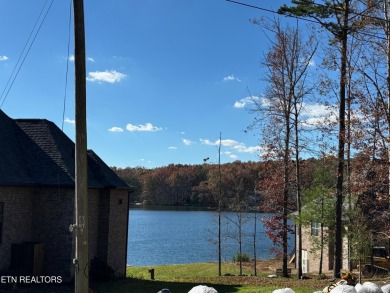 Kirkstone Lake Lot Sale Pending in Fairfield Glade Tennessee