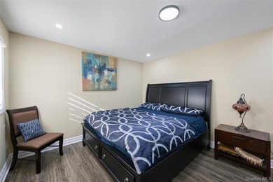 Looking for a Turn-Key Ready, stunning, and spacious home for an - photo 32