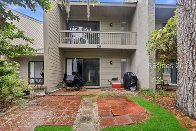 Rare Sailmaster 2 bedroom, 2 1/2 bath directly overlooking the - photo 33