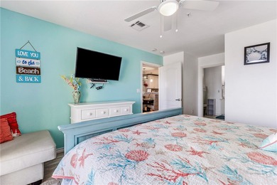 Updated 2BR/2BA Beachfront Condo in Port Aransas! Experience - photo 35