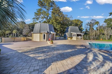 Rare Sailmaster 2 bedroom, 2 1/2 bath directly overlooking the - photo 37
