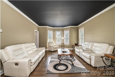 Beautiful 4-bedroom, 2.5-bath home located in a desirable gated - photo 23