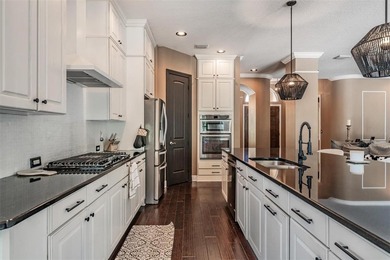 Stunning sunset lake views paired with rare, private views of - photo 24