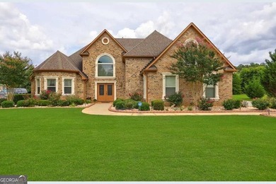 Gorgeous home in private Crystal Lake Golf and country club - photo 1