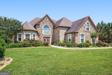 Gorgeous home in private Crystal Lake Golf and country club - photo 2