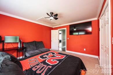 Beautiful 4-bedroom, 2.5-bath home located in a desirable gated - photo 34