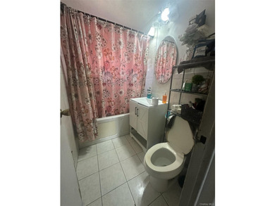 Welcome to 1317 Stratford Avenue, a well-maintained - photo 10