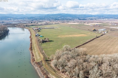 Willamette River - Multnomah County Home Active Under Contract in Scappoose Oregon