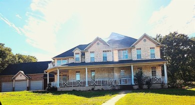 Lake Home For Sale in Seven Points, Texas