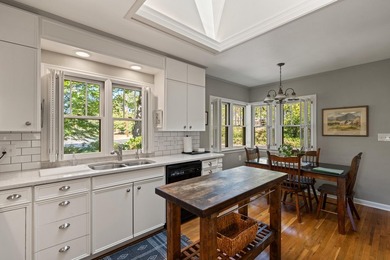 Rare Multigenerational Home on Rogue Valley Country Club. This - photo 14