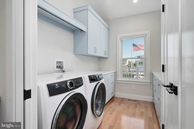 Amherst Waters... Situated on an oversized 90' x 100' parcel on - photo 15