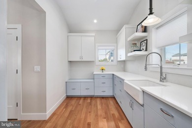 Amherst Waters... Situated on an oversized 90' x 100' parcel on - photo 16