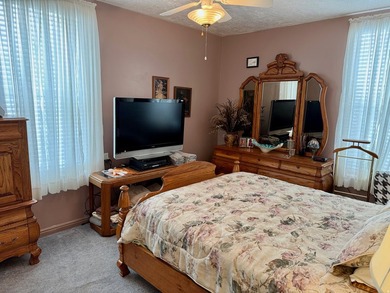 12.4 ACRES Bear LAKE & MOUNTAIN VIEWS. Remodeled Country Home - photo 16