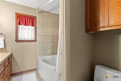 DISCOVER SERENE LAKE LIVING IN THIS EXCEPTIONAL 4 BEDROOM, 3.5 - photo 20