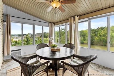 Location. Luxury. Lifestyle. This exceptional waterfront retreat - photo 24