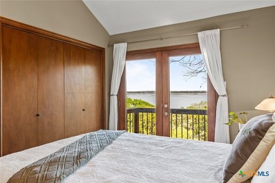 DISCOVER SERENE LAKE LIVING IN THIS EXCEPTIONAL 4 BEDROOM, 3.5 - photo 24