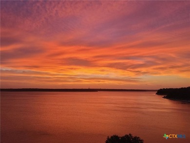 DISCOVER SERENE LAKE LIVING IN THIS EXCEPTIONAL 4 BEDROOM, 3.5 - photo 47