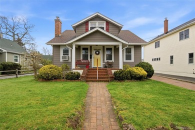 Prime location South of Montauk Highway! This spacious 4-bedroom - photo 1