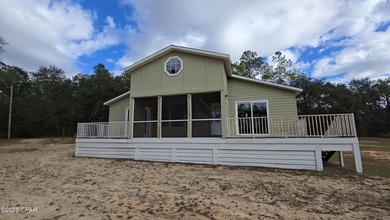 Compass Lake Home For Sale in Alford Florida