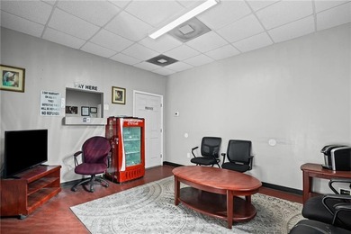ATTN: ALL INVESTOR & BUSINESS OWNERS. Check out this turnkey - photo 10