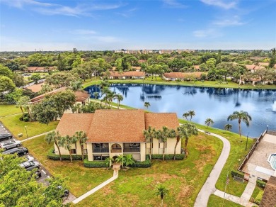 (private lake, pond, creek) Condo For Sale in West Palm Beach Florida