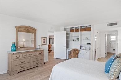 Paradise in Point Brittany! This spacious one-bedroom condo is - photo 22