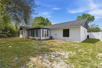 Under contract-accepting backup offers. Spacious and - photo 31