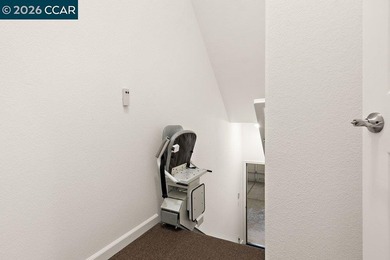 Welcome to this lovely Rossmoor condo with a rare three bedroom - photo 32