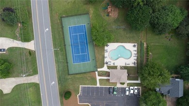 Welcome to #6580 Remington Drive in Cumming, a beautifully - photo 37
