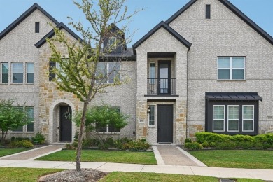 Lake Viridian Townhome/Townhouse For Sale in Arlington Texas
